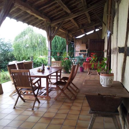 La Croix De Bois Bed & Breakfast Jayat Екстериор снимка