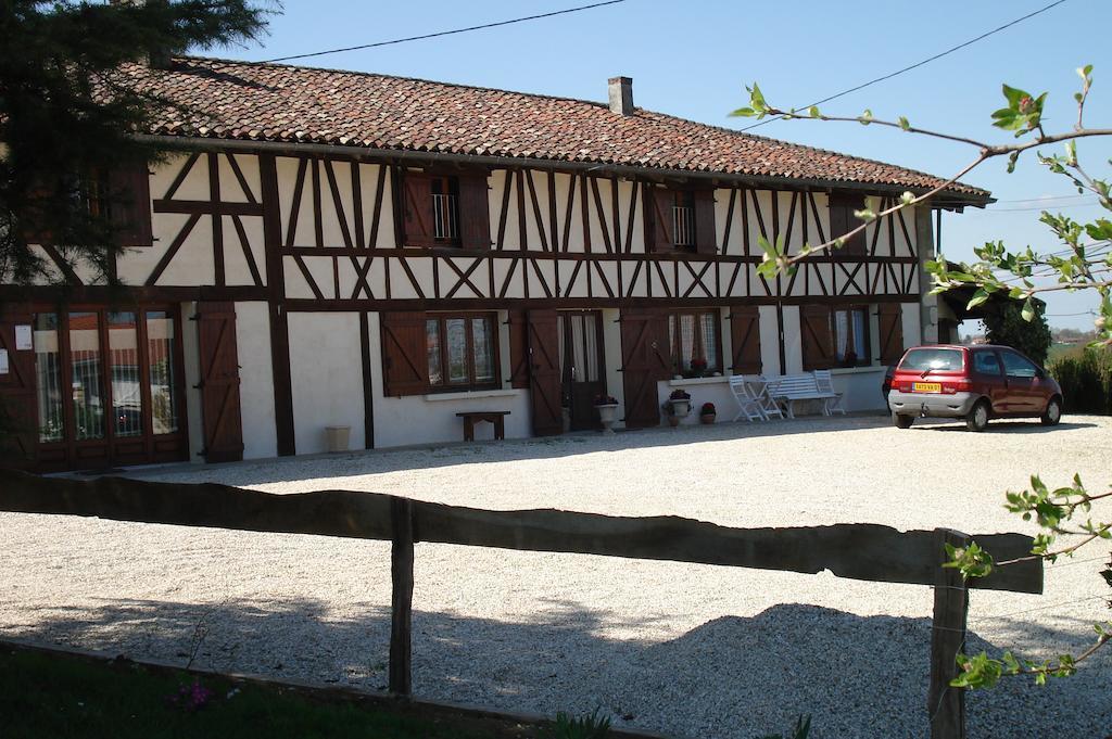 La Croix De Bois Bed & Breakfast Jayat Екстериор снимка