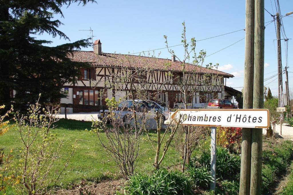 La Croix De Bois Bed & Breakfast Jayat Екстериор снимка
